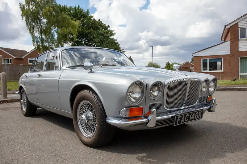 1971 Daimler 4.2-For Sale