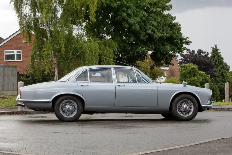 1971 Daimler 4.2-For Sale