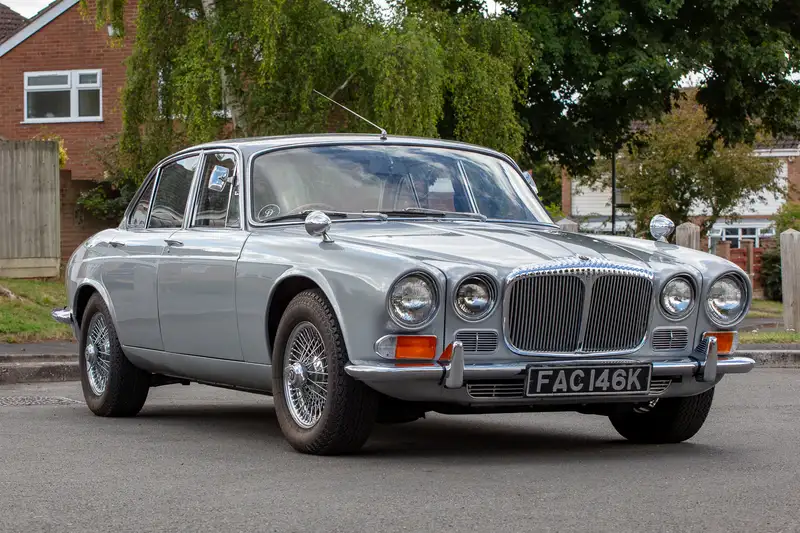 1971 Daimler 4.2-For Sale