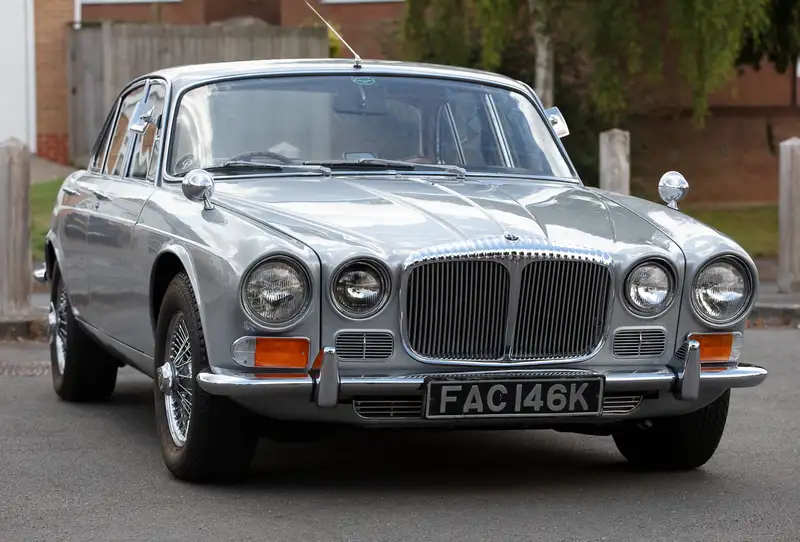 1971 Daimler 4.2-For Sale