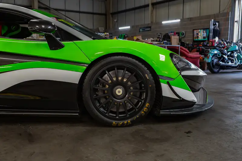 2016 McLaren 570 GT4-For Sale