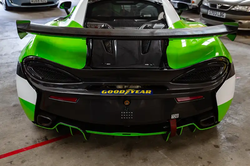 2016 McLaren 570 GT4-For Sale