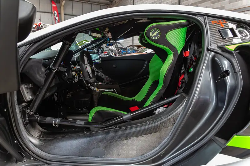 2016 McLaren 570 GT4-For Sale