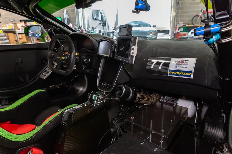 2016 McLaren 570 GT4-For Sale