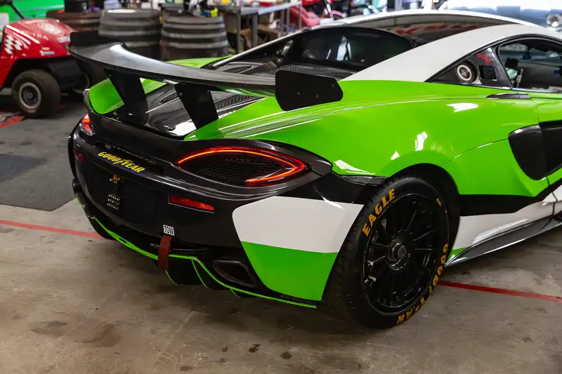2016 McLaren 570 GT4-For Sale