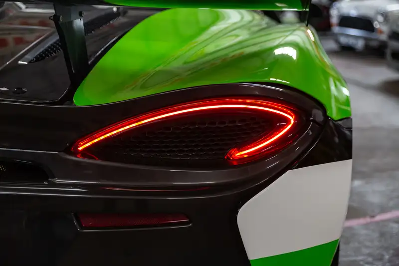 2016 McLaren 570 GT4-For Sale