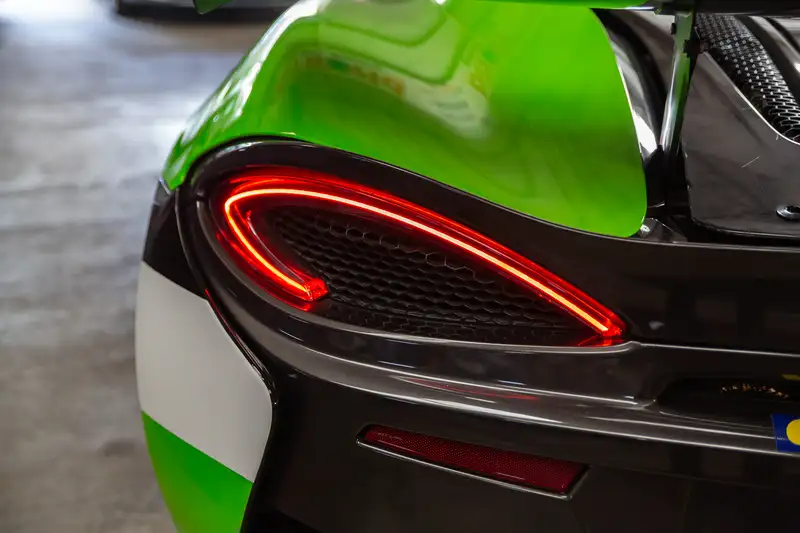 2016 McLaren 570 GT4-For Sale