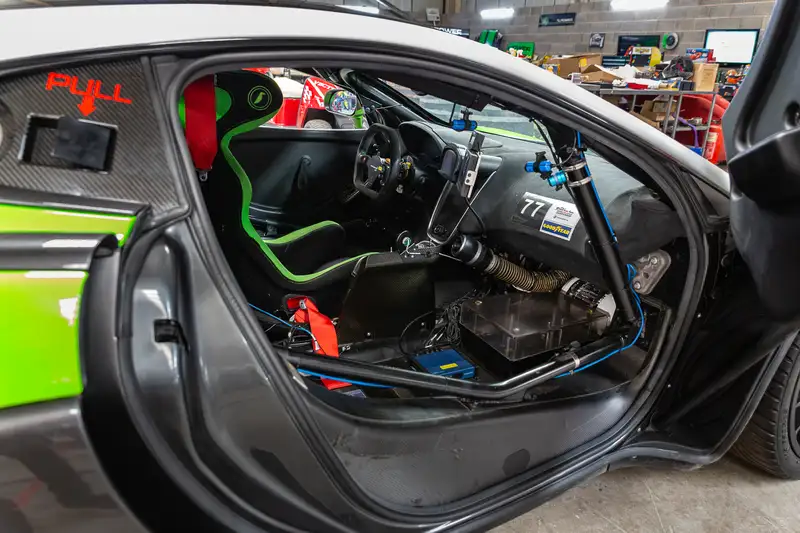 2016 McLaren 570 GT4-For Sale