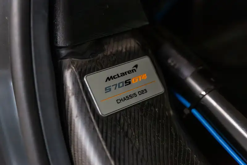 2016 McLaren 570 GT4-For Sale