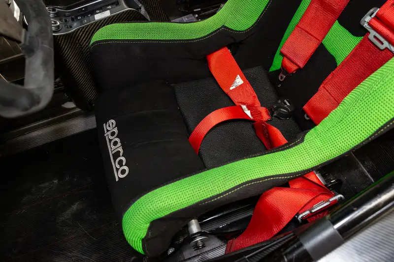 2016 McLaren 570 GT4-For Sale