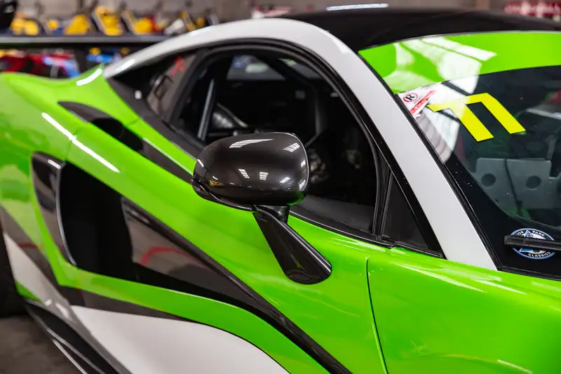 2016 McLaren 570 GT4-For Sale