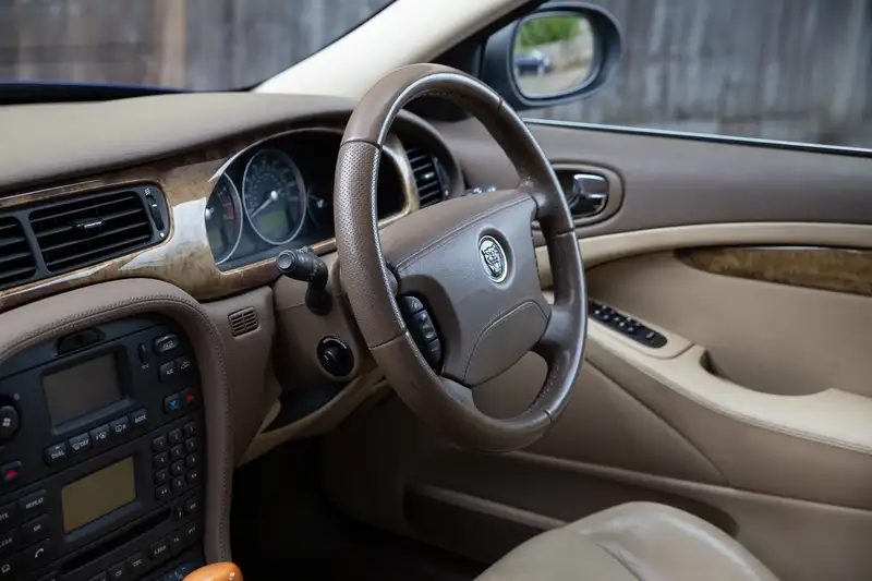 2005 Jaguar S-Type 2.7 V6 SE-For Sale