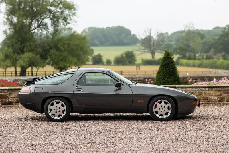 1989 Porsche 928 GT-For Sale