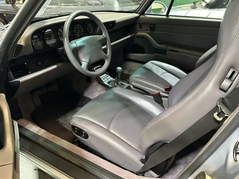 1995 Porsche 911 (993) Carrera 4 - Manual LHD-For Sale
