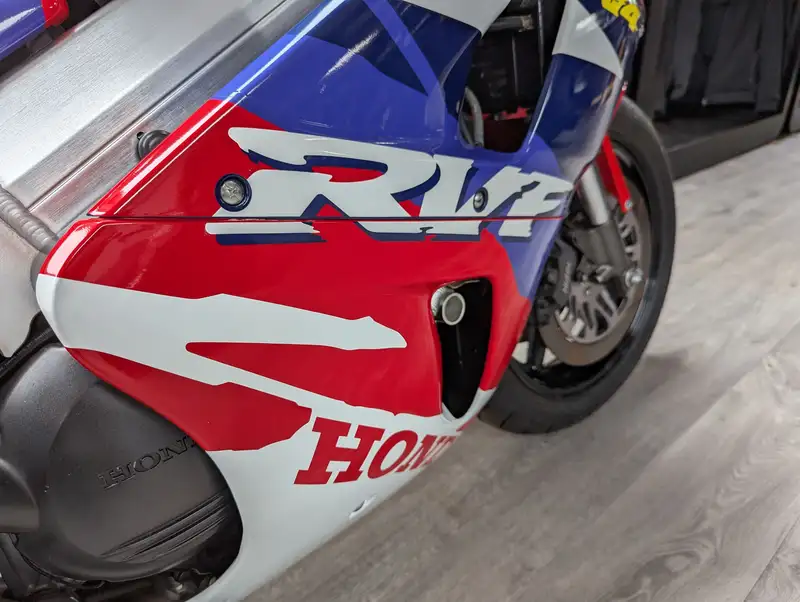 1998 Honda RVF750 RC45 749cc-For Sale