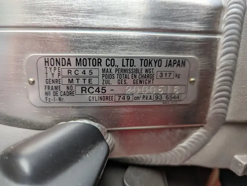 1998 Honda RVF750 RC45 749cc-For Sale