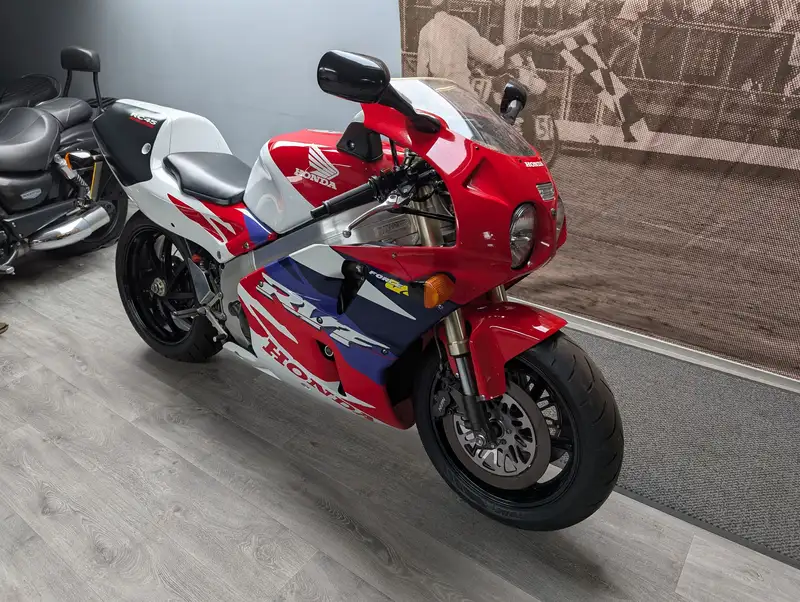 1998 Honda RVF750 RC45 749cc-For Sale