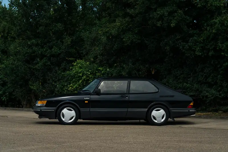 Saab 900 Turbo-For Sale