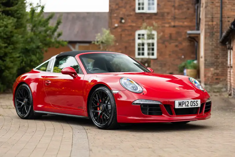 Schuco präsentiert den Porsche 911 / 991 Targa GTS in 1:43