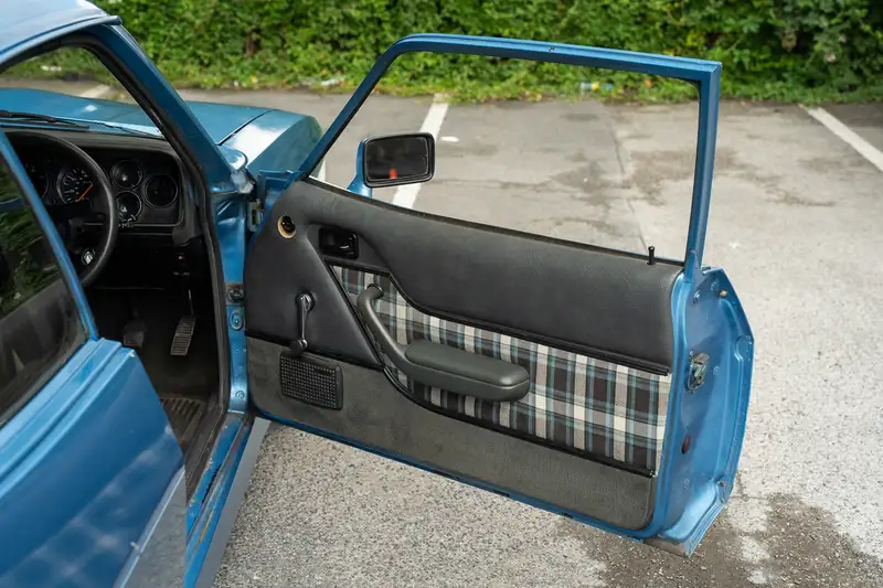 1982 Ford Capri 2.8 Base-For Sale