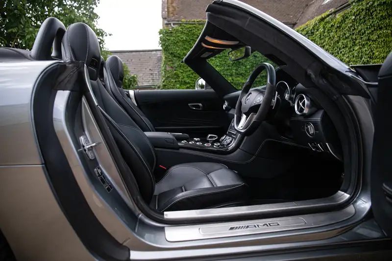 2014 Merecedes-Benz SLS 6.2 63 V8 AMG Roadster-For Sale