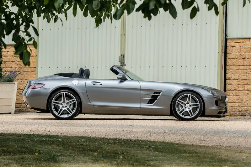 2014 Merecedes-Benz SLS 6.2 63 V8 AMG Roadster-For Sale