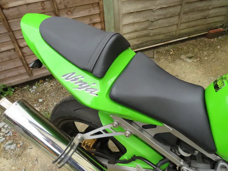 Iconic Auctioneers | 2003 Kawasaki ZX-6R Ninja B1H 636cc-Sold