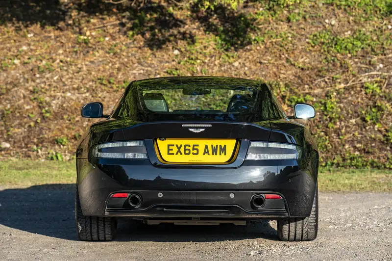 2015 Aston Martin DB9 6.0 V12 'Carbon Edition' Coupé-For Sale
