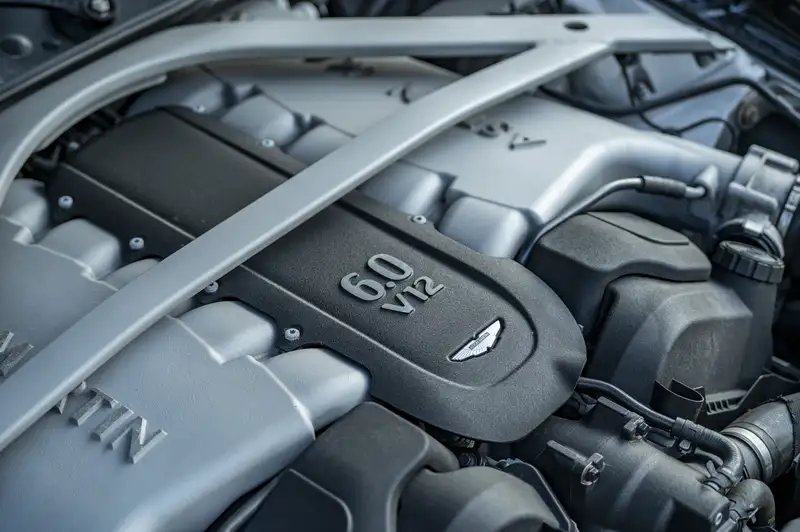 2015 Aston Martin DB9 6.0 V12 'Carbon Edition' Coupé-For Sale