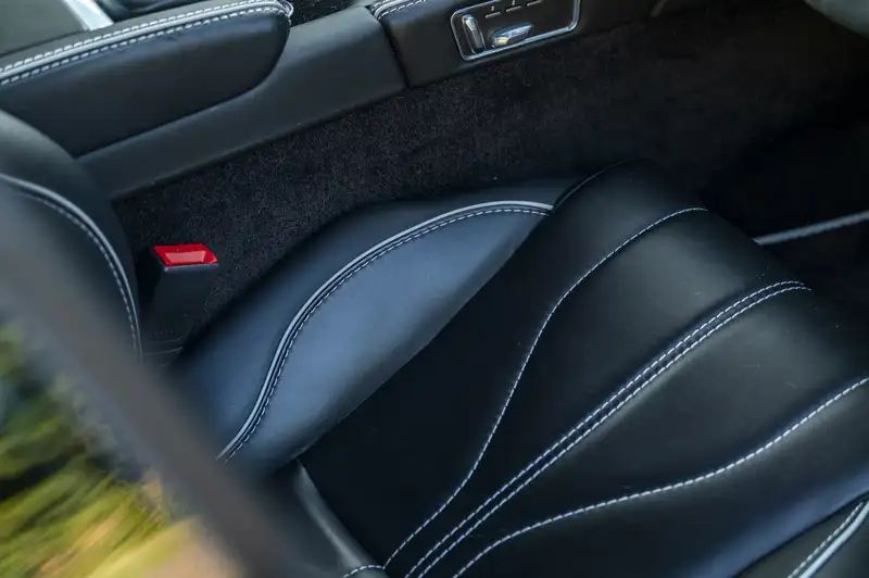 2015 Aston Martin DB9 6.0 V12 'Carbon Edition' Coupé-For Sale