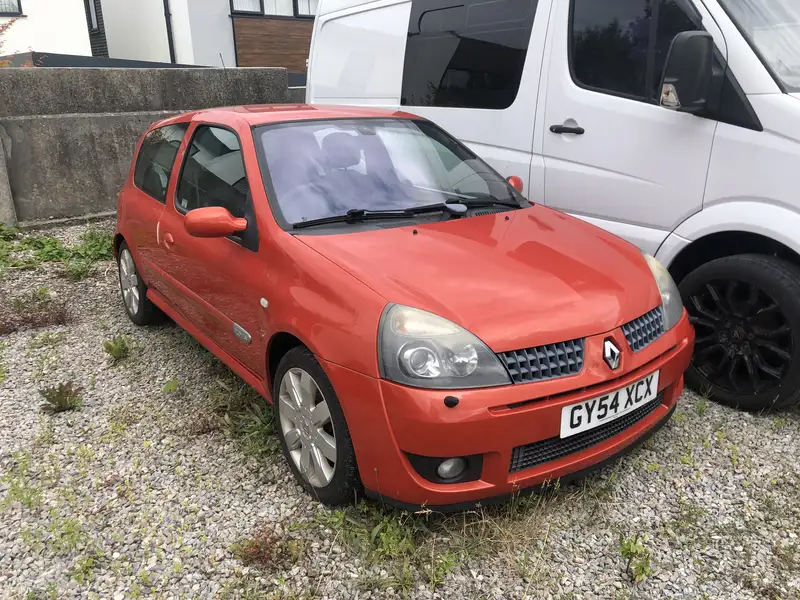 2004 Renault Clio 182 2.0 16V-For Sale