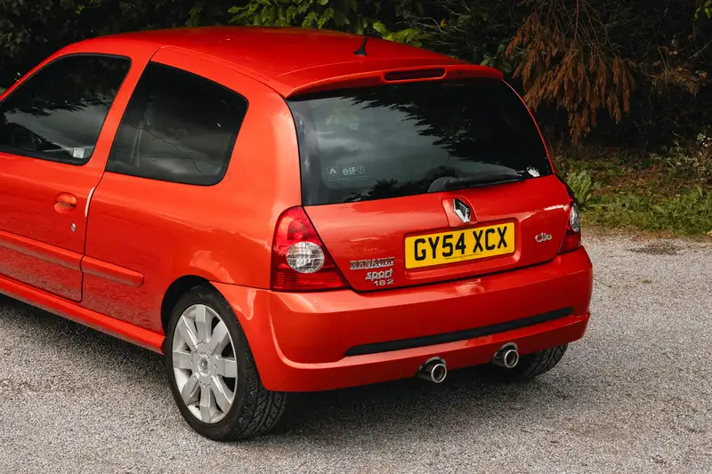 2004 Renault Clio 182 2.0 16V-For Sale