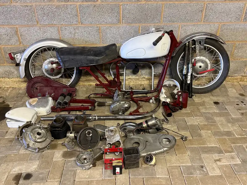 1957 Ariel NH 350 Red Hunter 346cc-For Sale