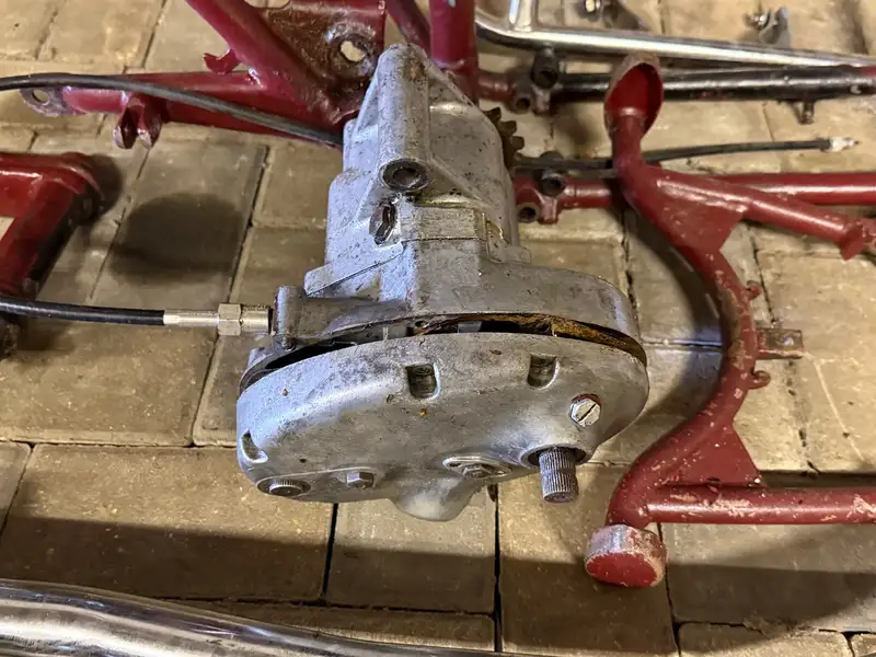 1957 Ariel NH 350 Red Hunter 346cc-For Sale