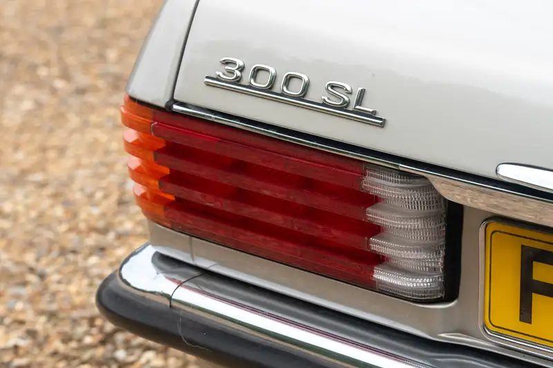 1989 Mercedes Benz 300 SL R107 -For Sale