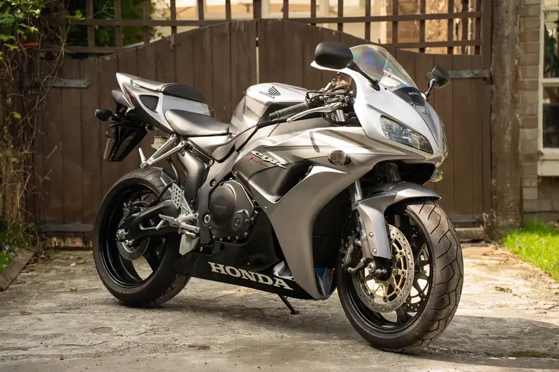 2006 Honda FireBlade CBR1000RR 998cc - Brand New and Unused-For Sale