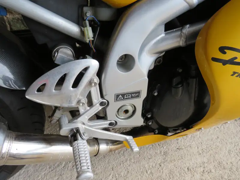 1997 Triumph T595 Daytona 955cc-For Sale
