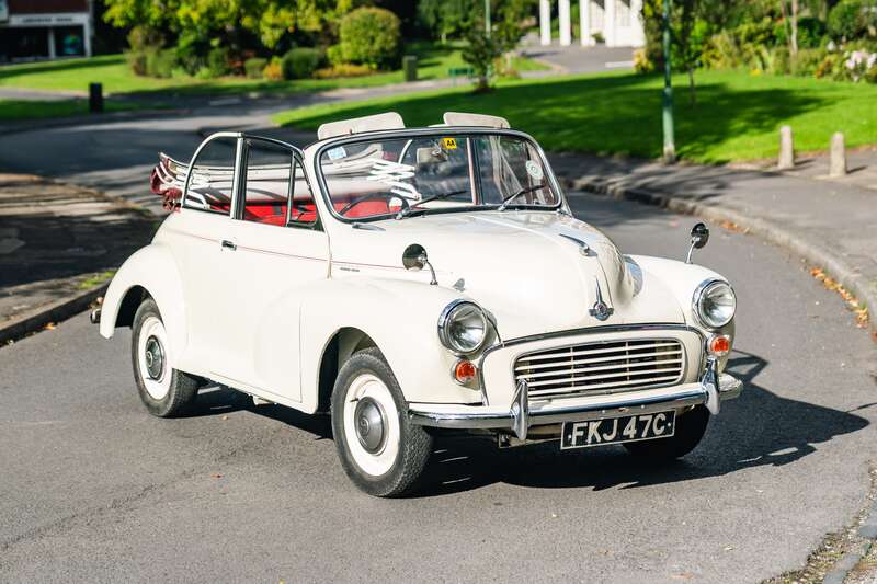 1965 Morris Minor 1000 Deluxe...