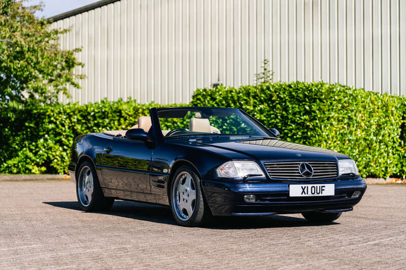 2000 Mercedes-Benz SL600 (R129)