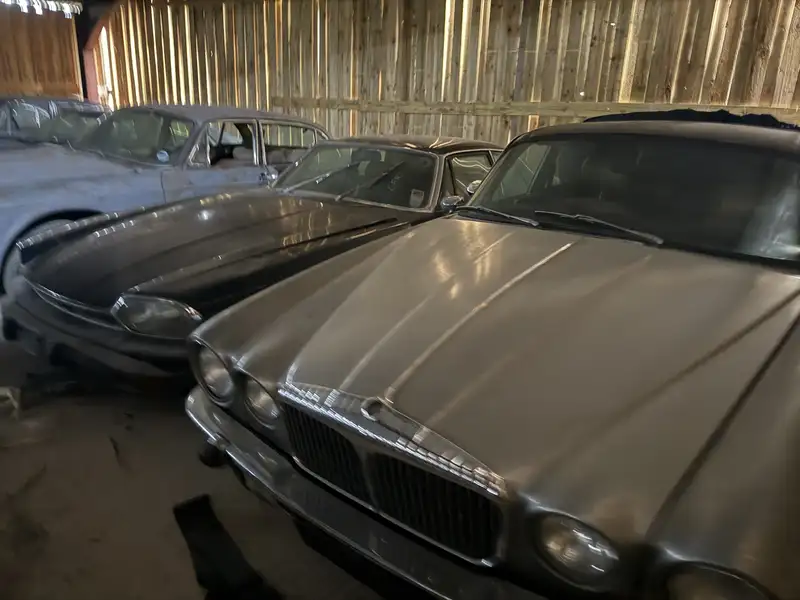 Iconic Auctioneers | 1973 Daimler Double Six Vanden Plas XJ S2 LWB