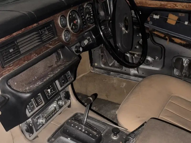 Iconic Auctioneers | 1973 Daimler Double Six Vanden Plas XJ S2 LWB