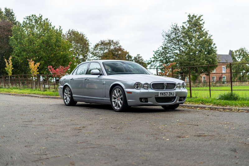 2007 Jaguar XJ 2.7D Sovereign...