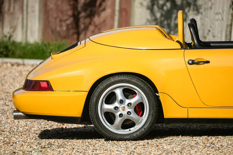 Iconic Auctioneers | 1993 Porsche 911 (964) 3.6 Speedster (manual