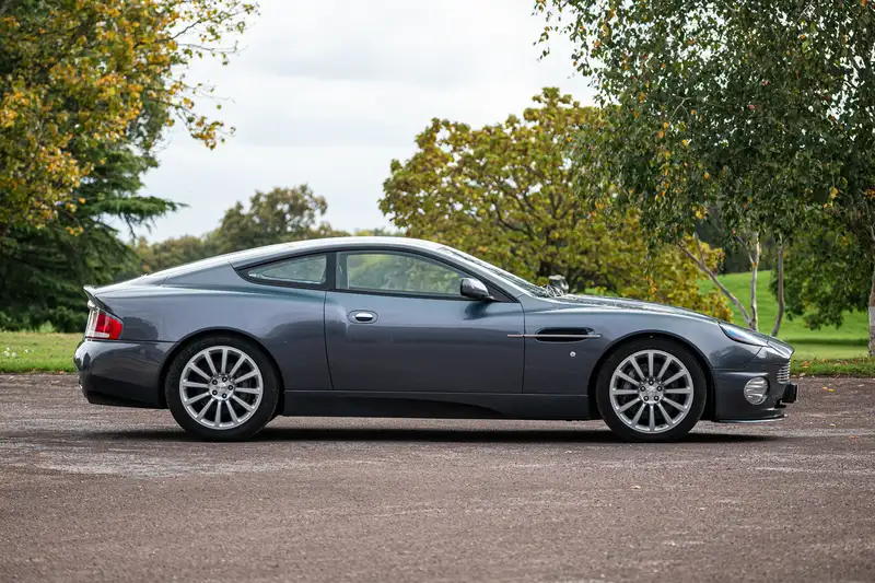 Iconic Auctioneers | 2002 Aston Martin Vanquish 2+2 - ex-Hugh