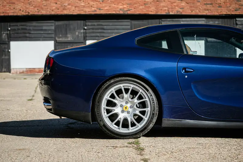 Red Line RL015 Ferrari 612 Scaglietti – Miniature Bleu Métal, Occasion