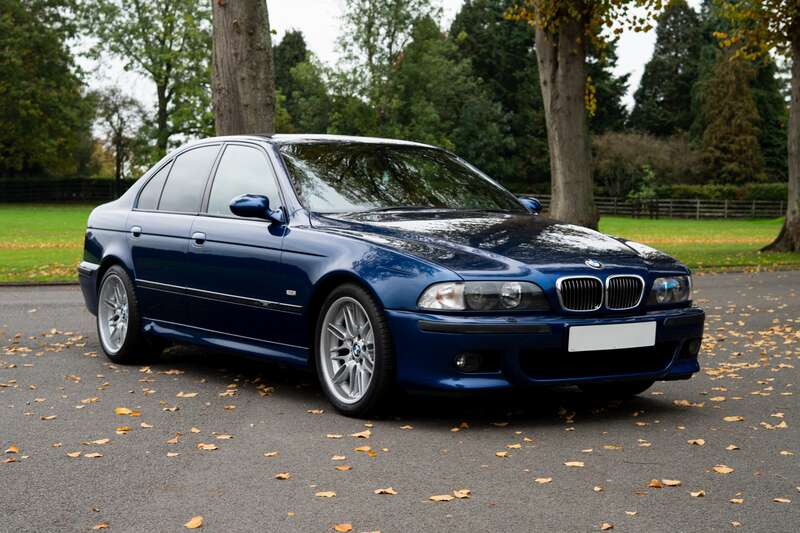 2000 BMW M5 (E39)