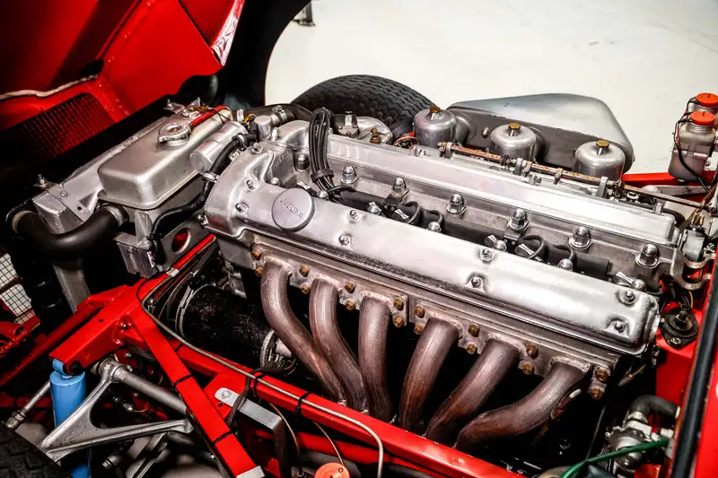 Iconic Auctioneers | 1961 Jaguar E-Type Series 1 OTS - Flat Floor