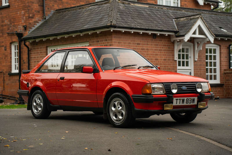 1980 Ford Escort XR3 - Believ...