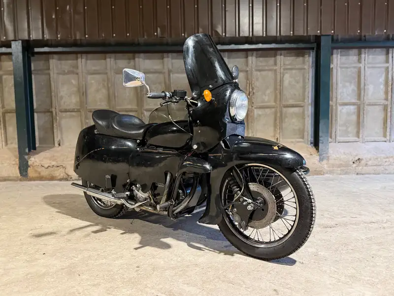 Iconic Auctioneers | 1950 Vincent Series D Black Prince