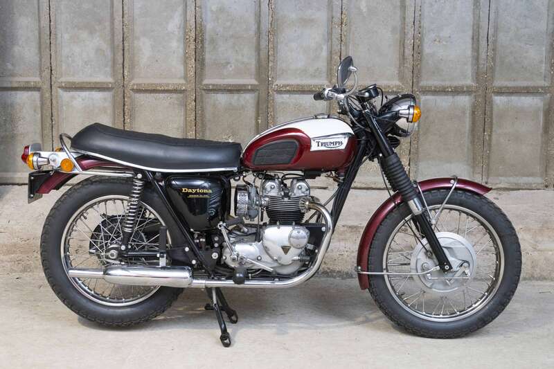 1971 TRIUMPH T100 DAYTONA